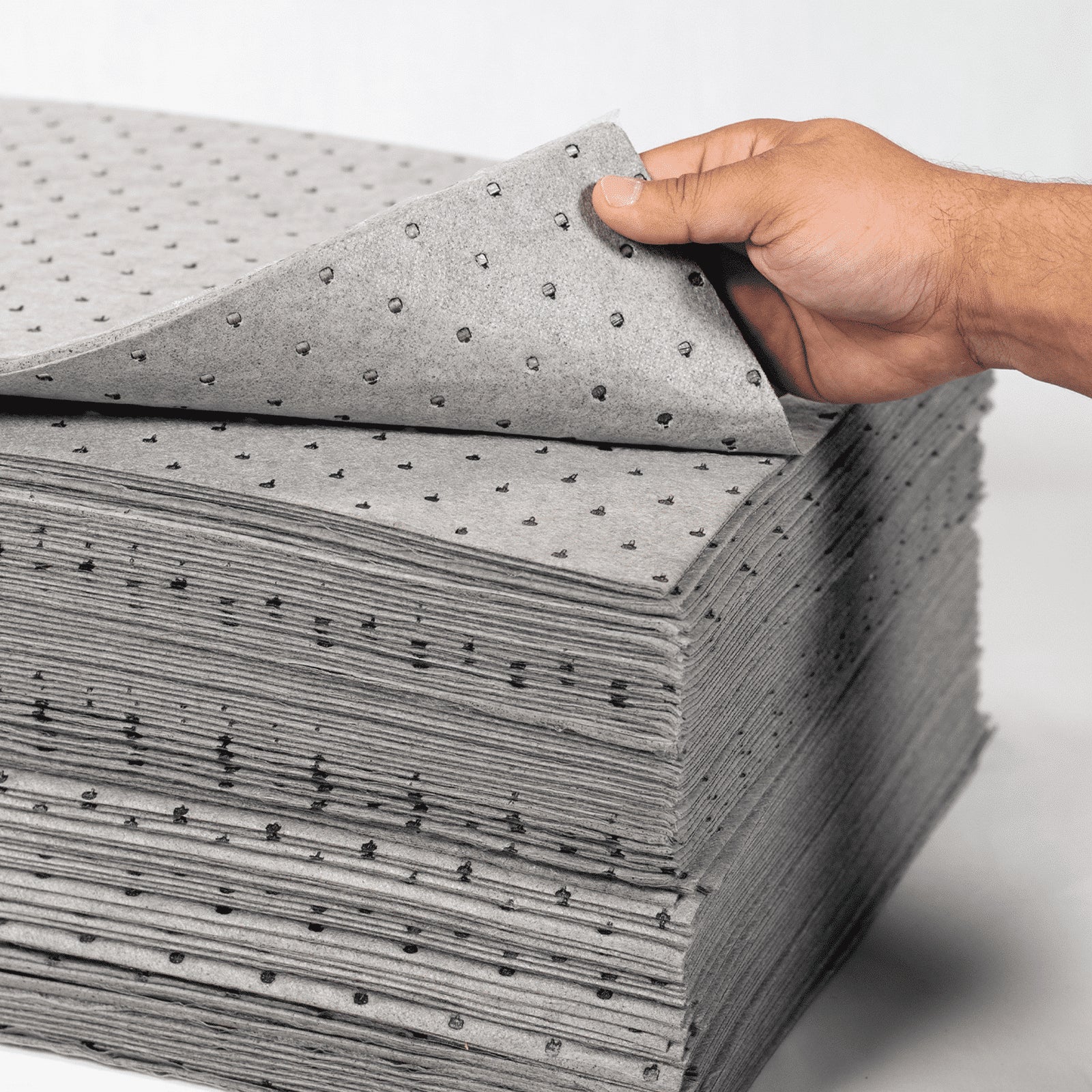 Heavy-Duty All Purpose Spill Absorbent Pads